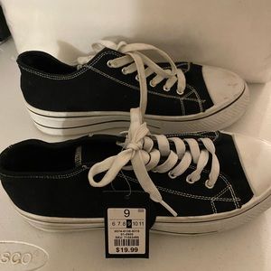 Men’s sneakers